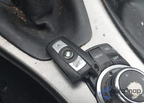 2010 BMW 335I z USA, uszkodzony, nr VIN WBAWL7C55AP252219